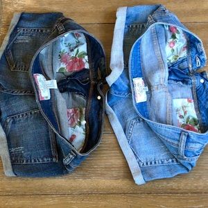 Cute Jean Shorts with Floral pockets inside🌹
